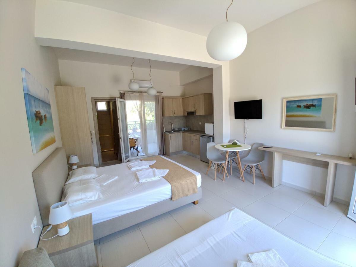 Minimalistic Apartment Near The Sea Γούβες Εξωτερικό φωτογραφία